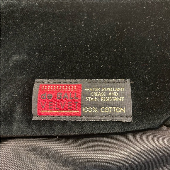 Vintage Portrait Velvet Jacket – Black, Belted, Shoulder Pads, L (Estimated) - Picture 4 of 10